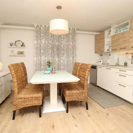 Serene 2-bedroom Near Downtown * Sarajevo