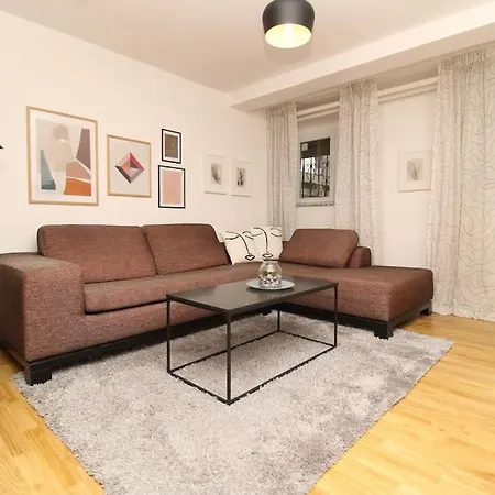 Serene 2-bedroom Near Downtown Apartment Sarajevo